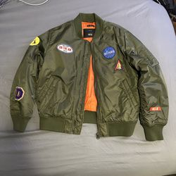 Zara Puffer Jacket Size XL