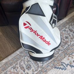 TaylorMade Den Golf Caddie Bag 