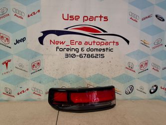 2022 RIVIAN R1T REAR TAIL LIGHT LEFT 2023