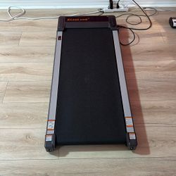 Freestanding Treadmill