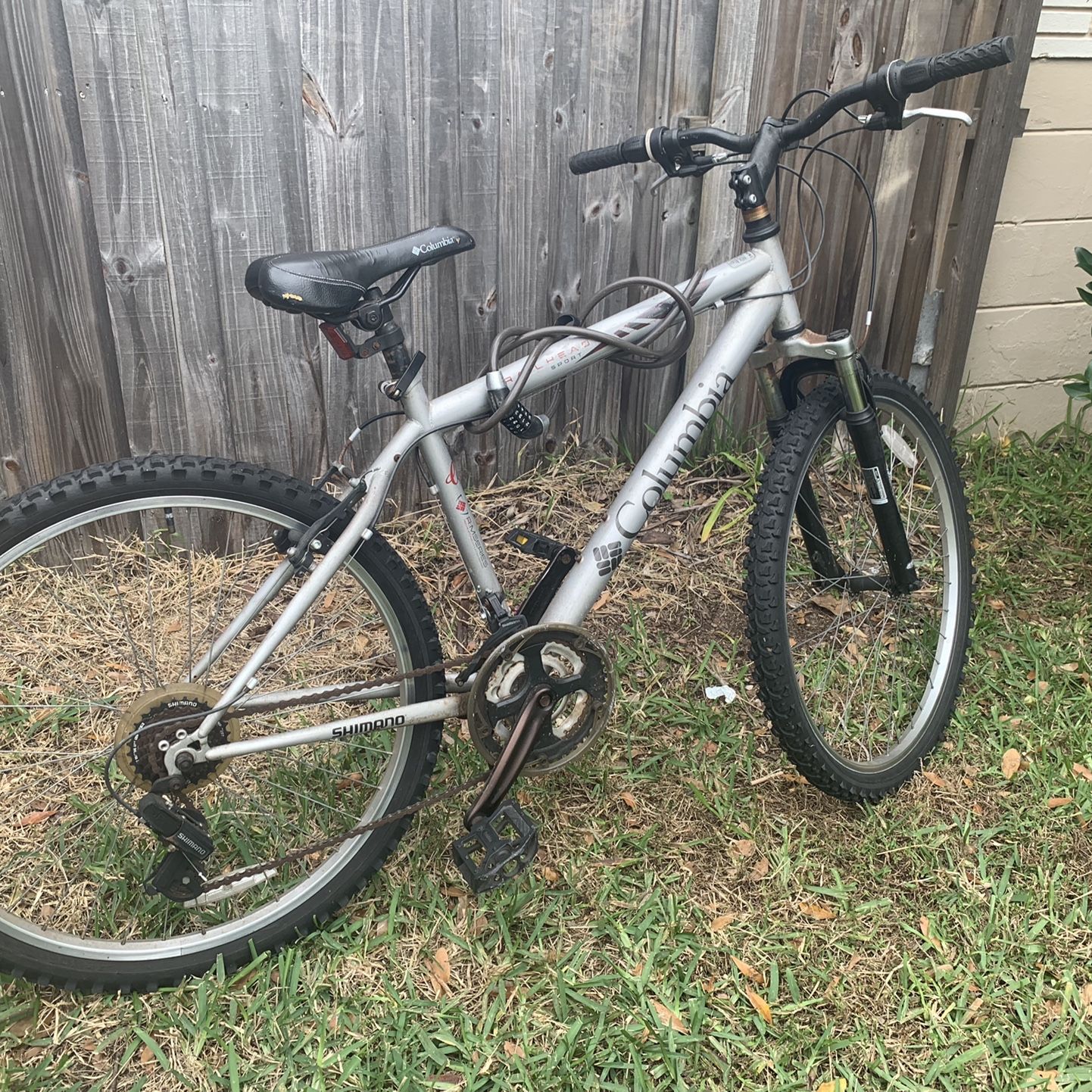 columbia trailhead sport mountain bike for Sale in Gulfport FL OfferUp