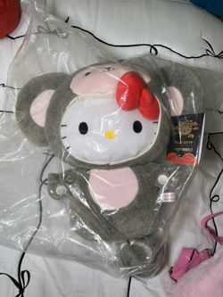 Hello Kitty Plushy
