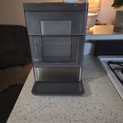 Crunchy Ice Maker