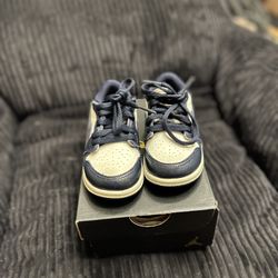 Toddler Size 7 - Jordan 1 Retro Low 