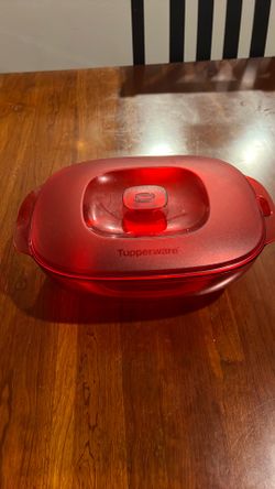 Tupperware red