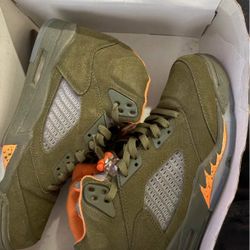 Jordan Retro Olive