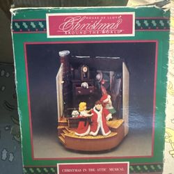 Vintage House of Lloyd Christmas in the Attic Display Lighted Animated Musical