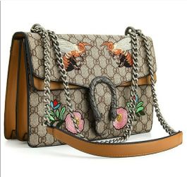 New crossbody shoulder bag