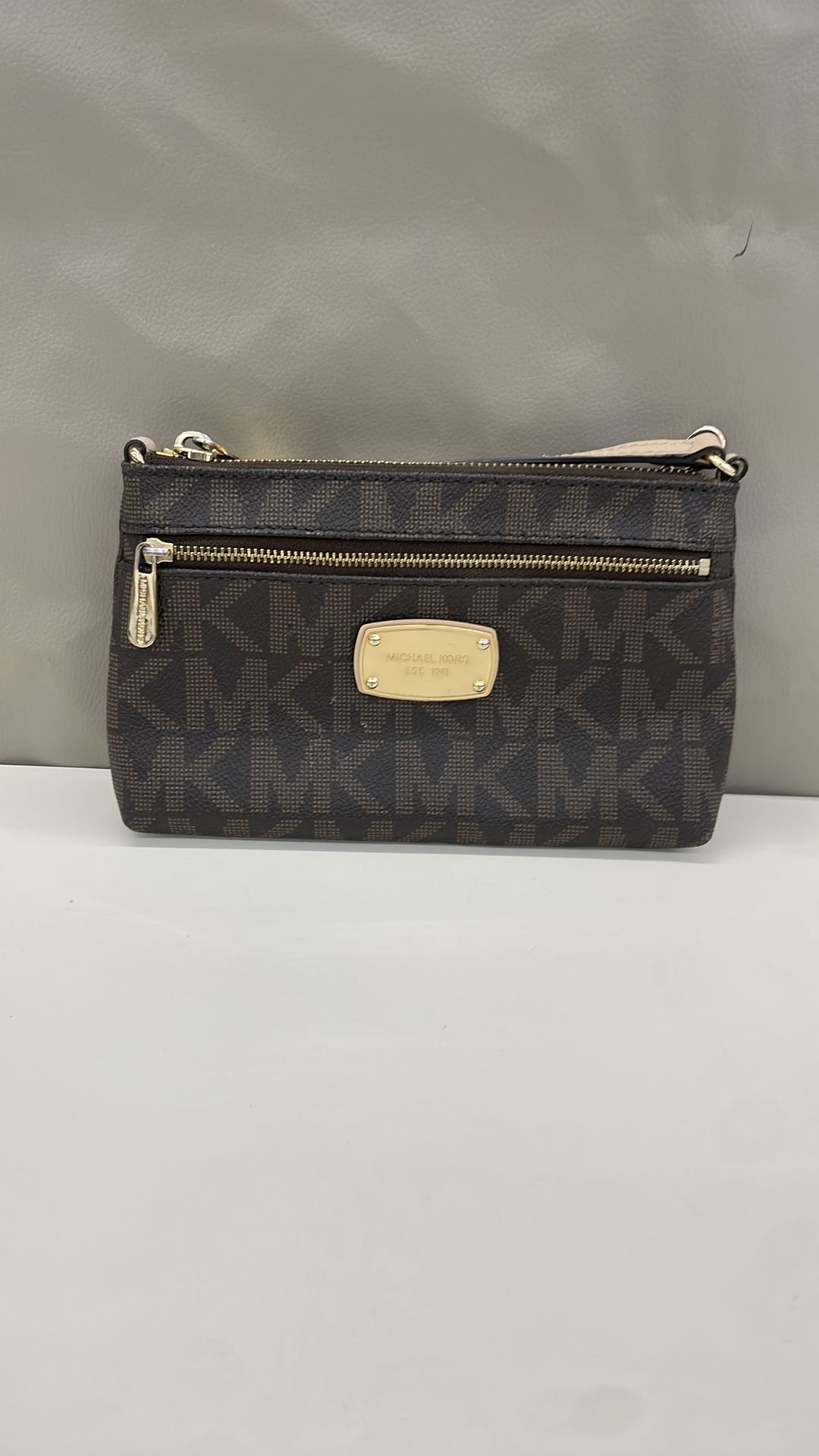 Michael Korspurse. Item No 218 (Shopgoodwill )