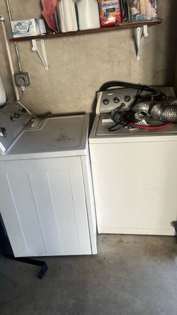 Whirlpool washer and dryer set