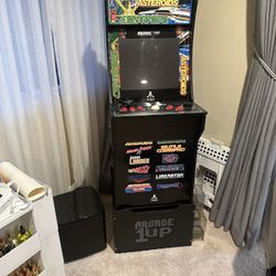 Arcade Machine 