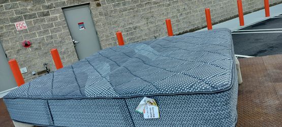 King Size Mattress Bob's Furniture