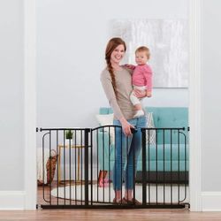 Regalo baby gate 30" high 29-58" wide NEW