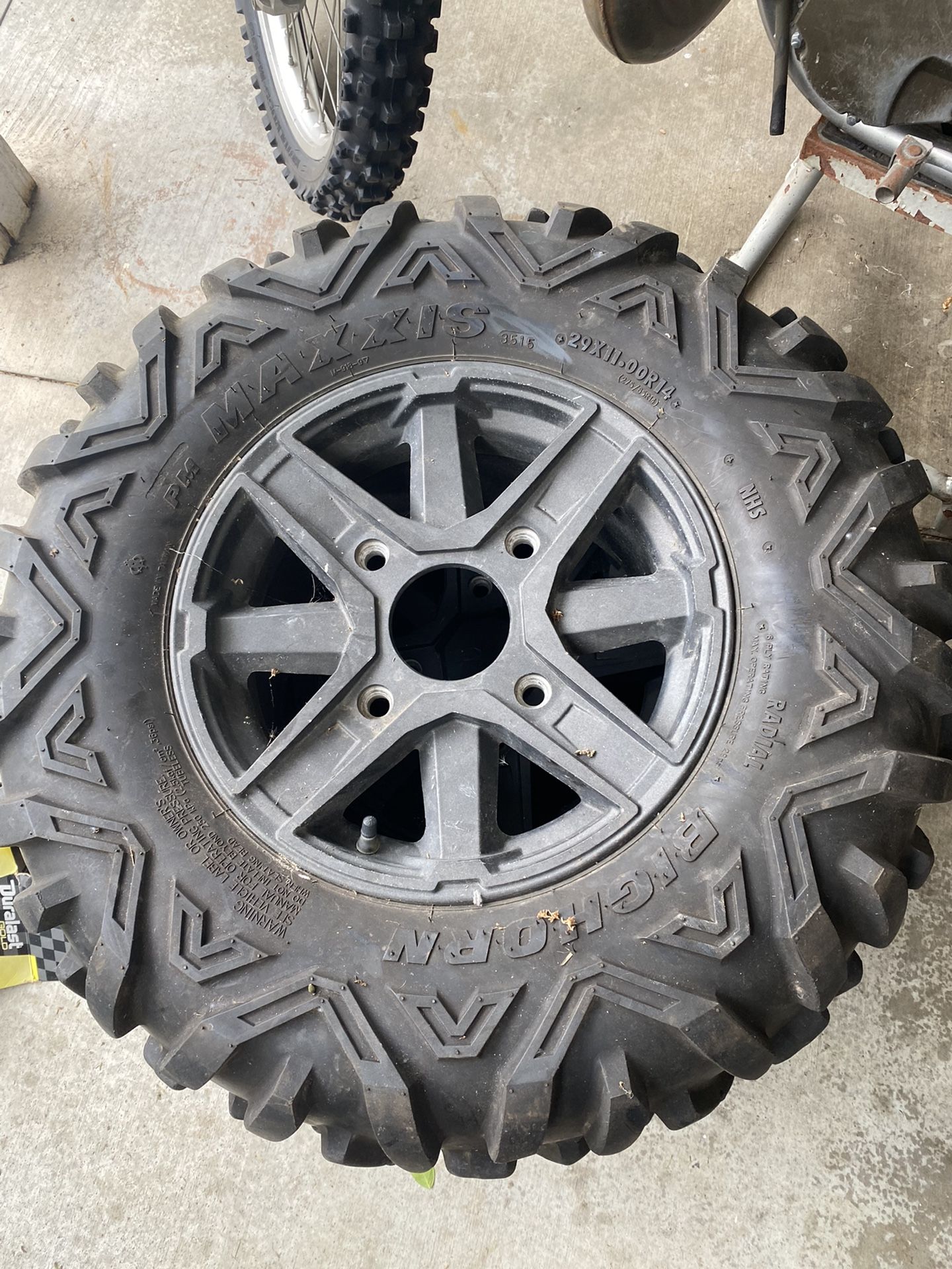 Stock Polaris Rzr 1000 Wheel Set Up for Sale in Santa Ana, CA OfferUp