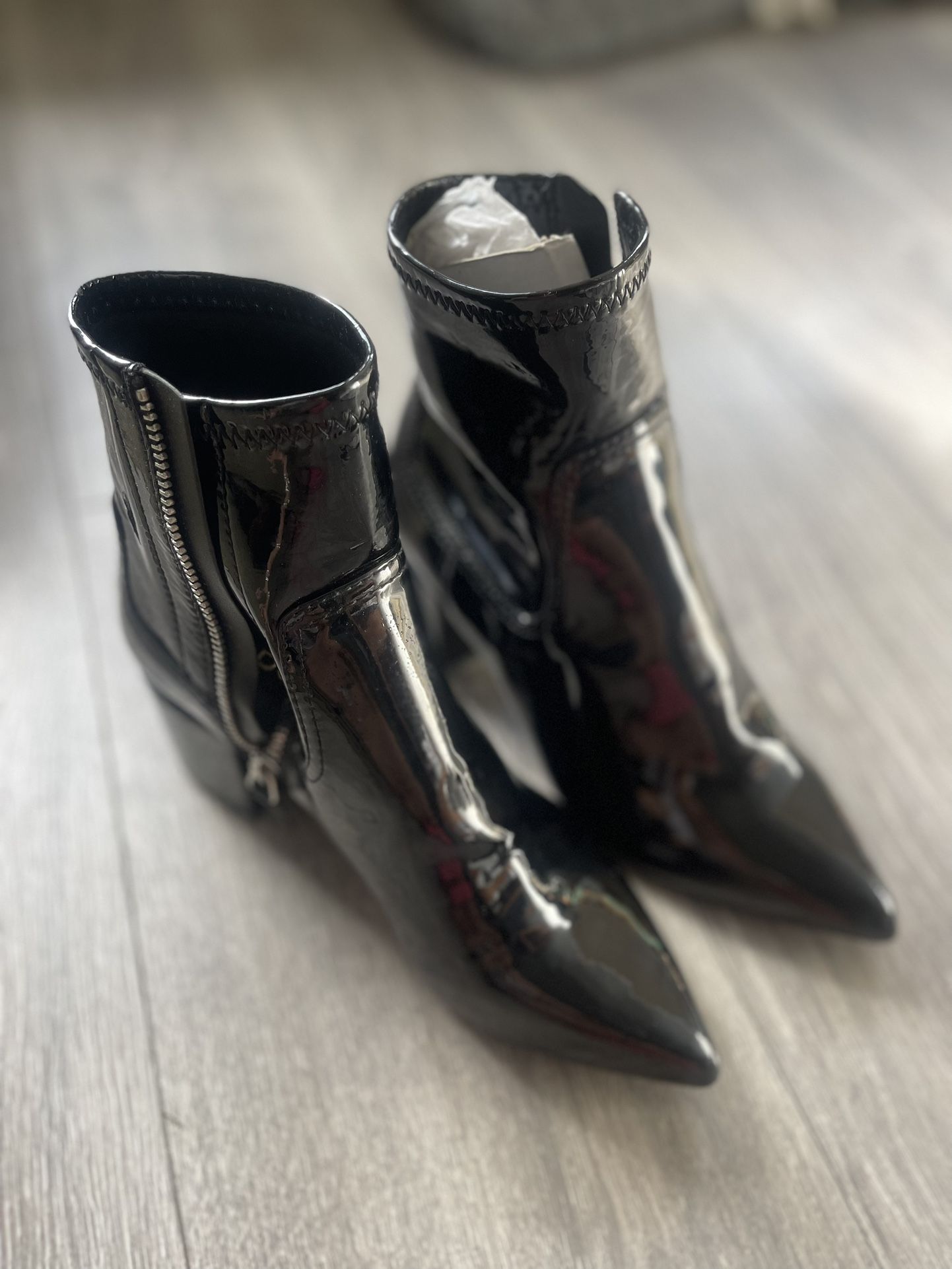 New Size 6.5 Aldo Patent Black Boots 