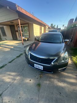 Nissan Altima