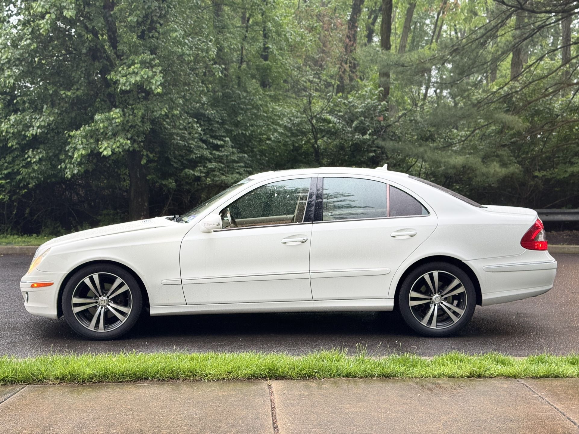 2009 Mercedes E350