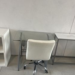 Table And Chair 