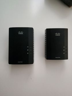 Set Of Linksys PLS400 / PLE400 Powerline Ethernet Extender