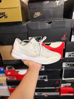 Kobe 8 Protro Halo size 11 USED