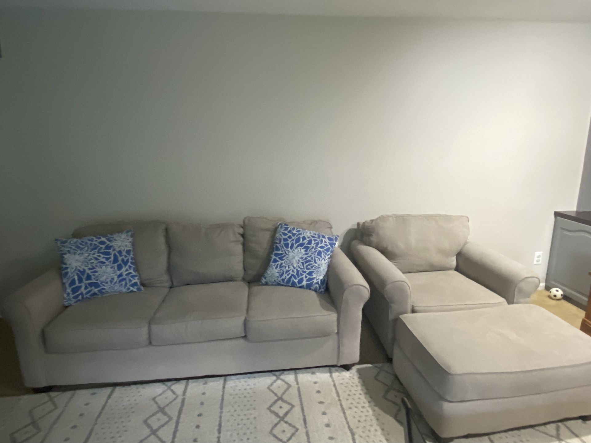 Gray Couch And Chair