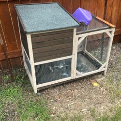 Rabbit hutch
