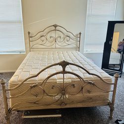Beautiful Queen Bed Frame And Mattress 