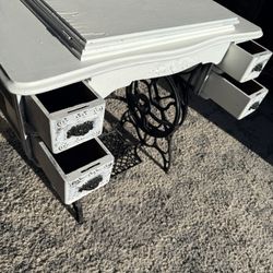 Antique Singer Sewing Machine Table 