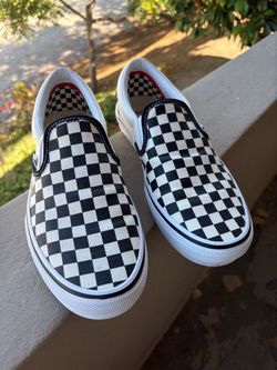 Vans slip ons M 11.5