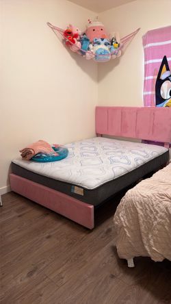 Full side mattress and frame