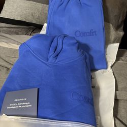 Brand new size Medium COMFRT hoodie and joggers