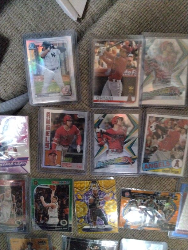 Mem Rookie Cards And Others.Asking 5 Each On The Jersey Cards Or 4 For 15