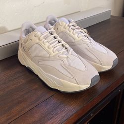 Yeezy Boost 700