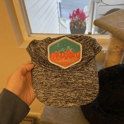 Cabellas hat
