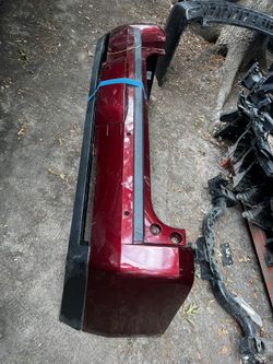 🟢2018 Cadillac Escalade, OEM Rear Bumper,