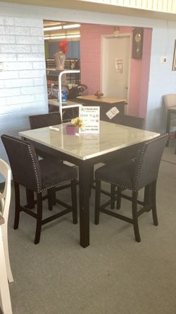 5 Pc Dining Set