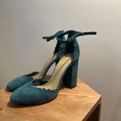 Marc Fisher Vintage Style Heel 