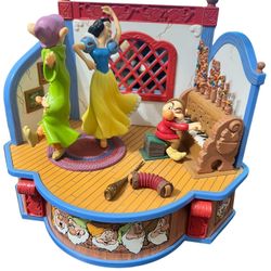 Vintage Rare 1994 Enesco Disney Snow White Whistle While You Work Music Box
