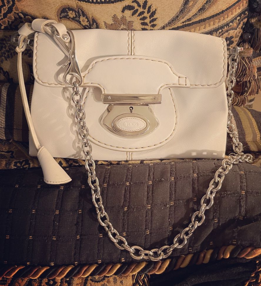 Chanel Style Tod’s Mini Clutch Bag