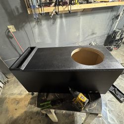 Custom Subwoofer Enclosures 
