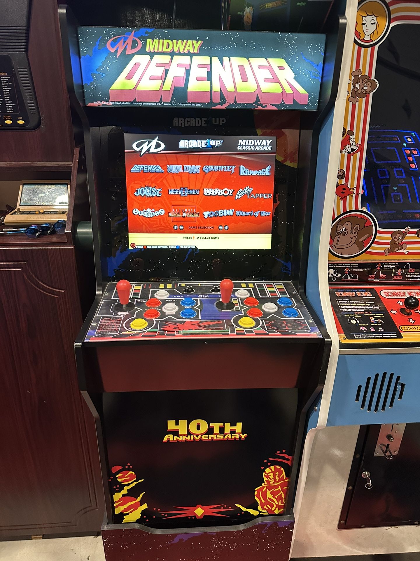 RARE Find!!!!Full Size Defender 40th Anniversary