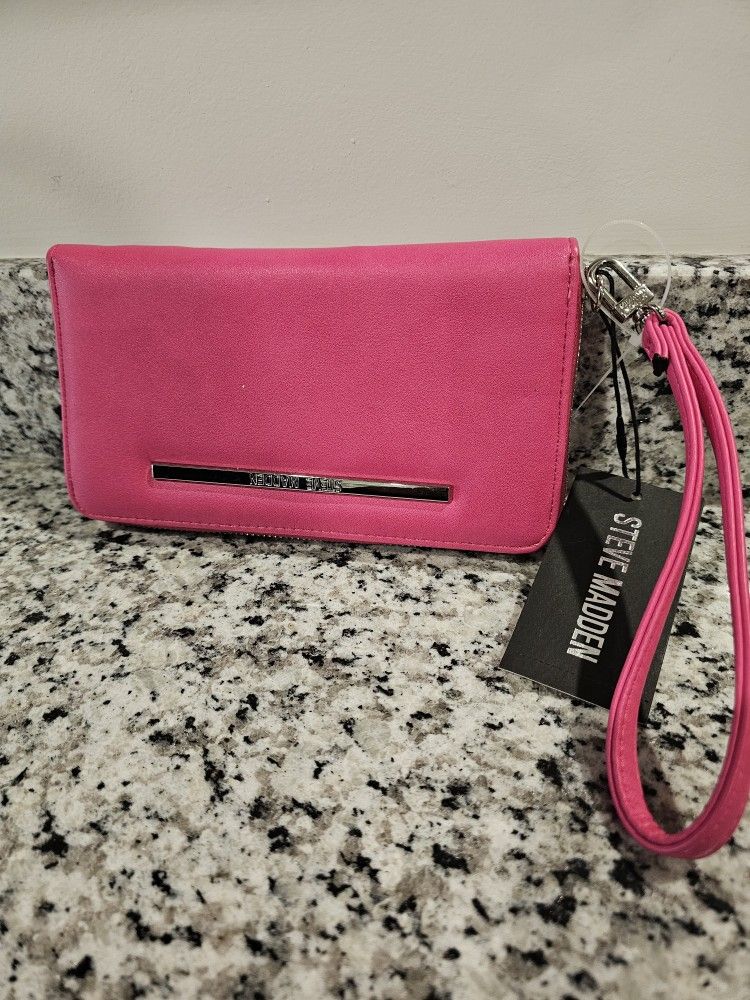 Wristlet