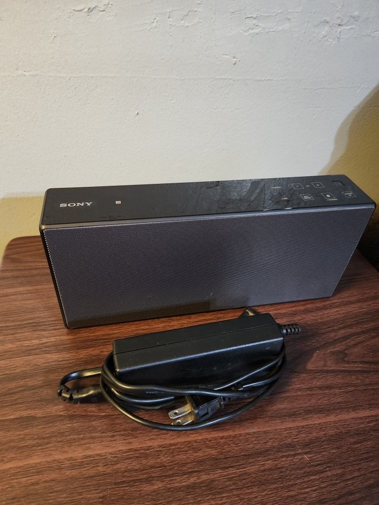 Sony SRS-X7 Portable NFC Bluetooth Wi-Fi Speaker System