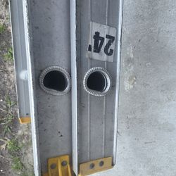 Extension ladder 24'