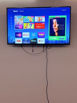 Flat Screen Smart TV with Roku