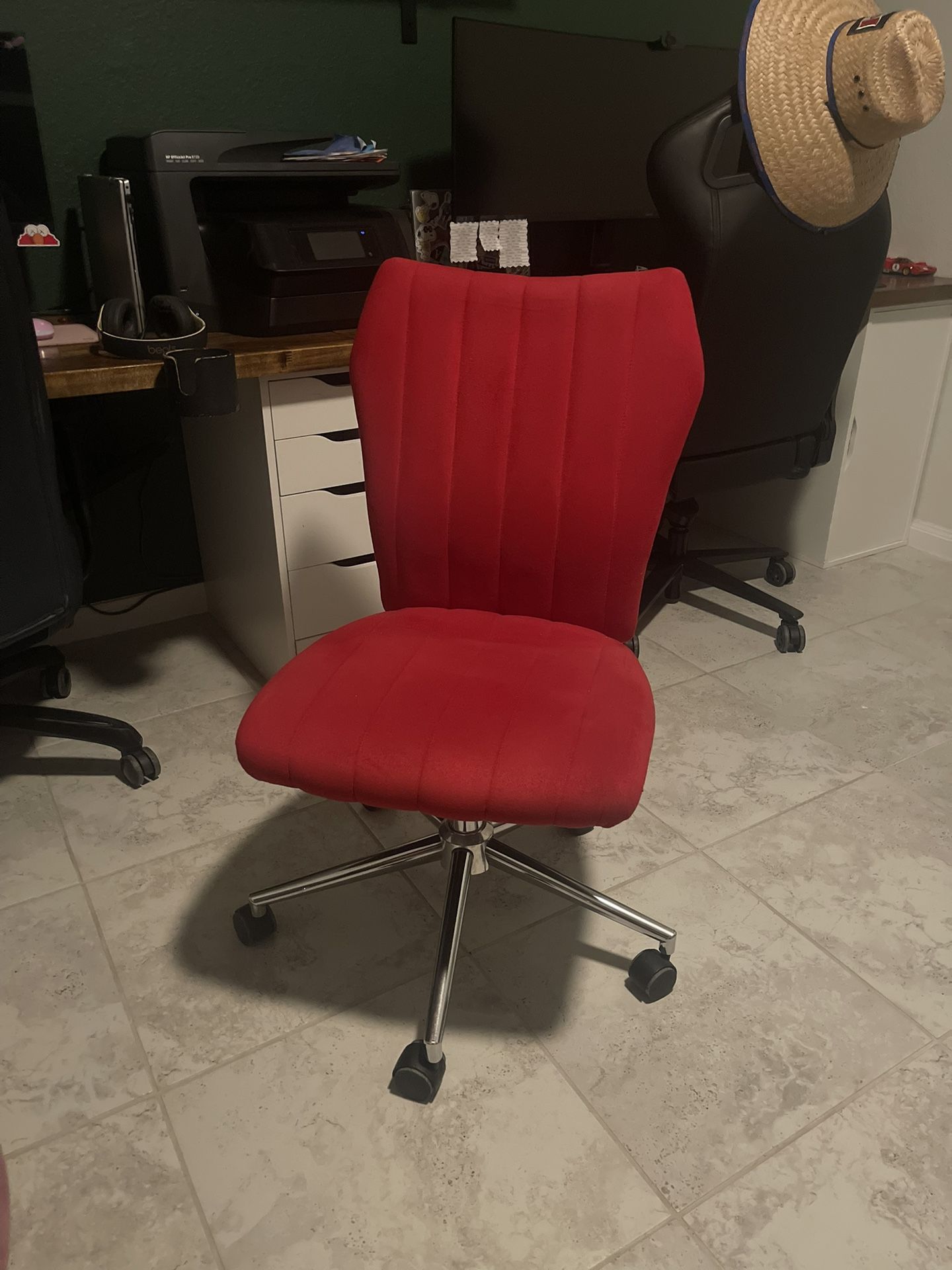 Office Chairs 