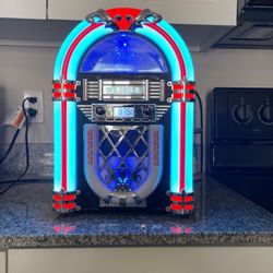 Victrola Jukebox (Speaker)