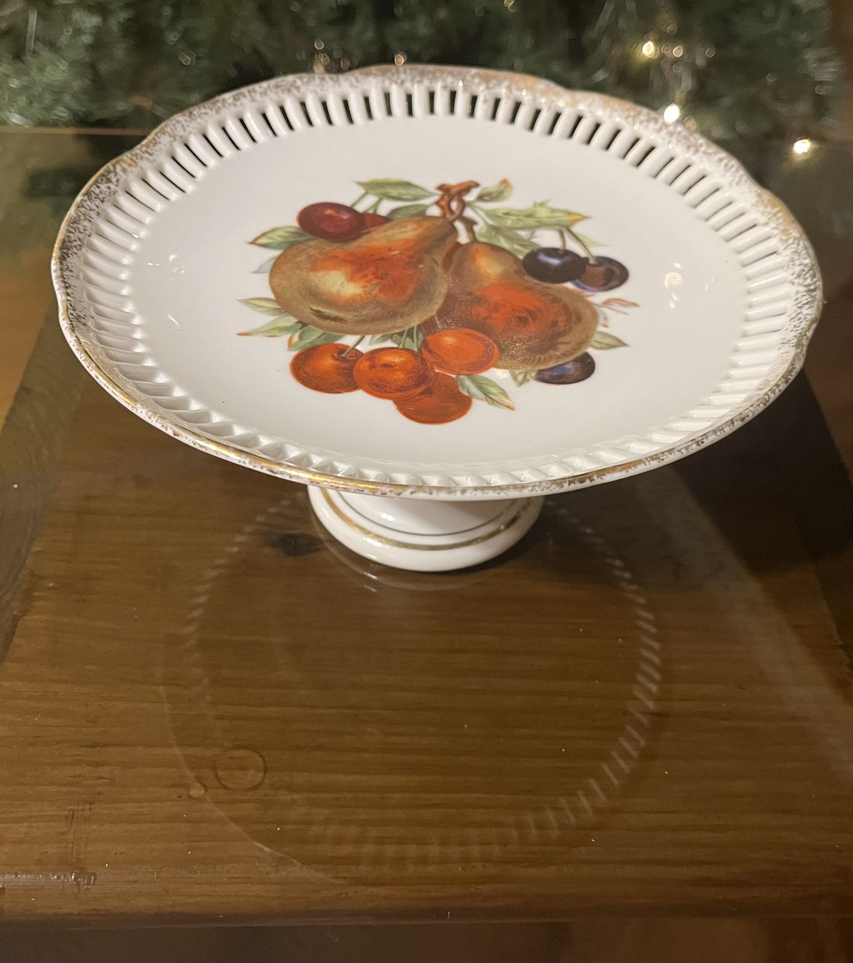 Vintage Fruit Plate Compote Pedestal Cake Stand Reticulated Scalloped Gilt Edge