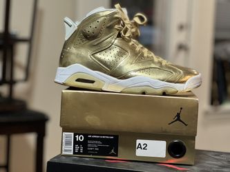 ** Jordan Retro 6 Pinnacle Size 10 **