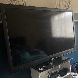 Seiki 55 Inch …. Plus Roku .. Echo Dot X2